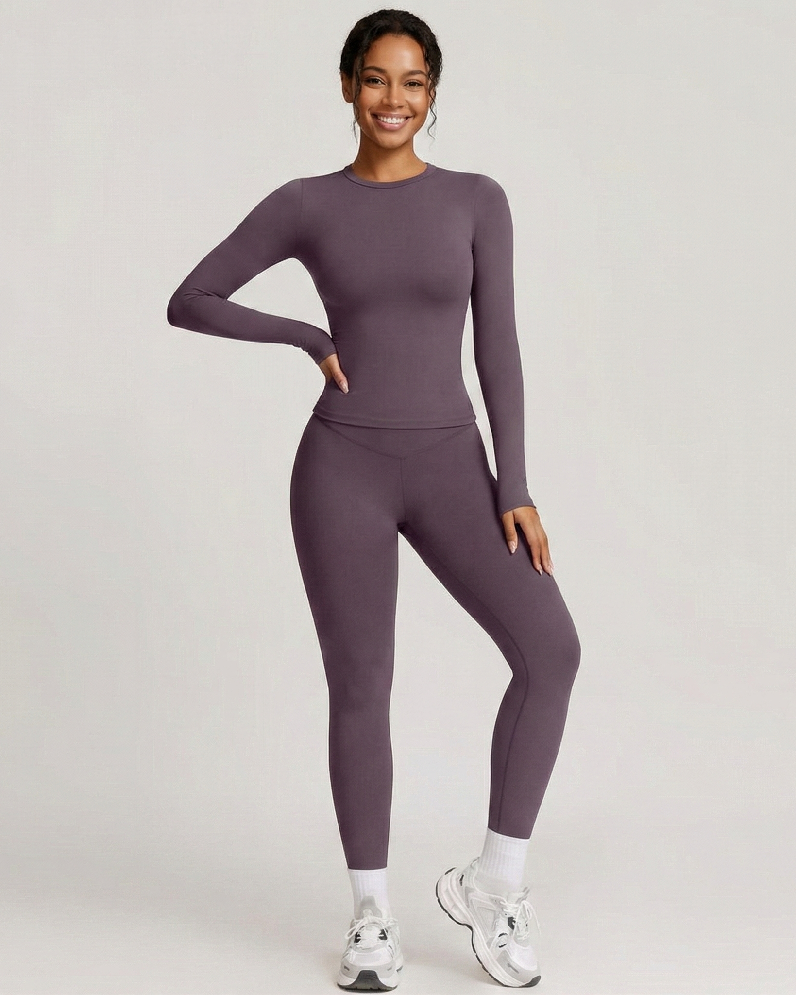 Women's Two-Piece Workout Set - Breathable Fabric, Stylish Design for Gym and Fitness Activities