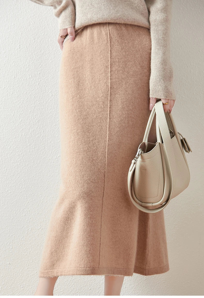 Wool Pencil Skirt for Women - Classic Executive Style - Office Wear - Versatile Business Attire