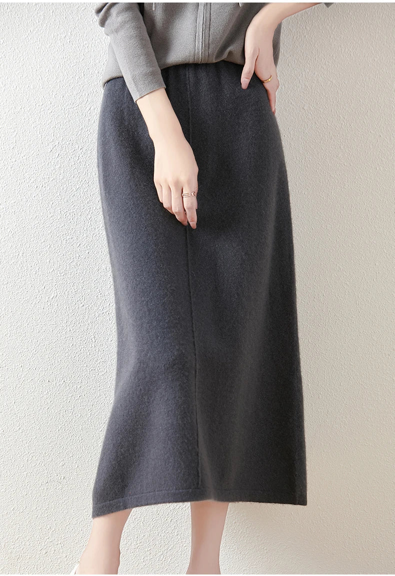 Wool Pencil Skirt for Women - Classic Executive Style - Office Wear - Versatile Business Attire