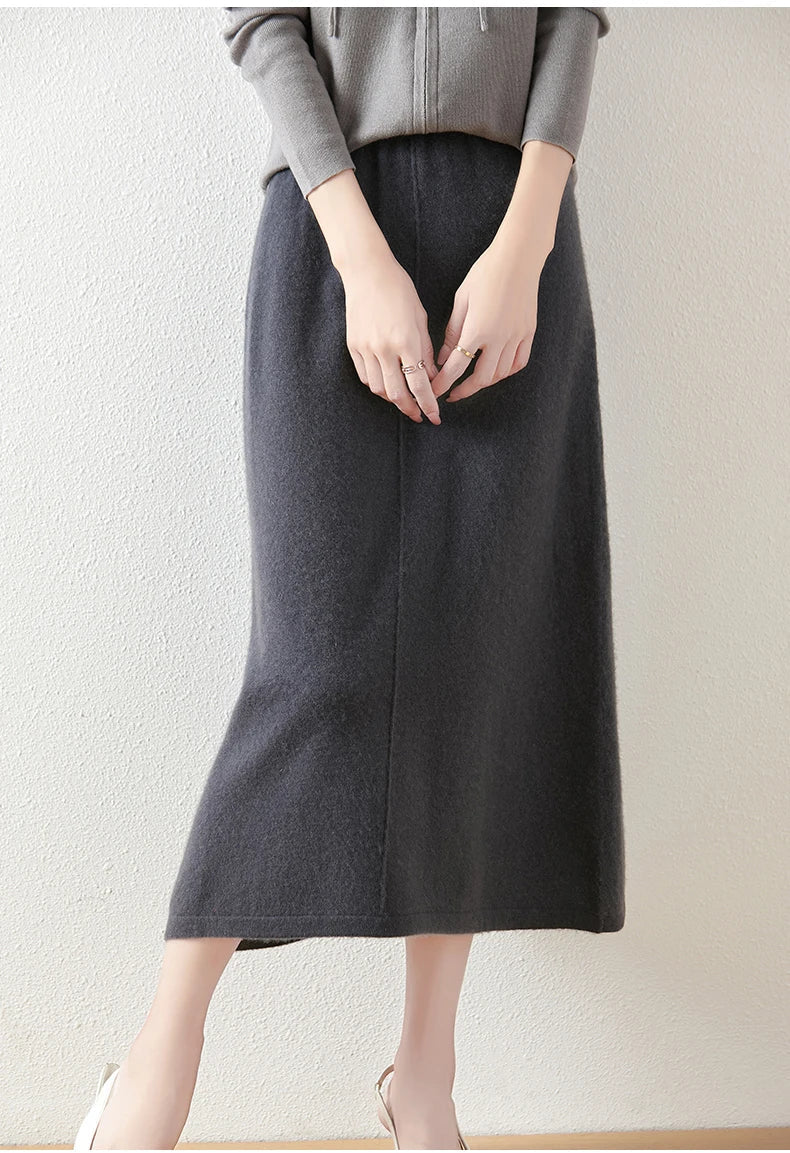 Wool Pencil Skirt for Women - Classic Executive Style - Office Wear - Versatile Business Attire