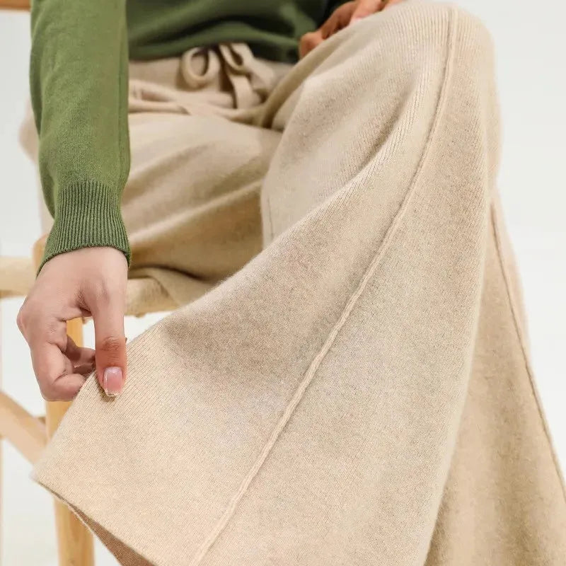 Wool Trousers for Women - Classic Fit - Versatile Dress Pants for Office and Casual Wear