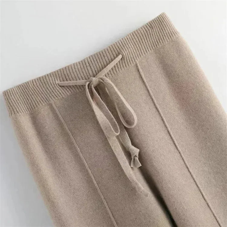 Wool Trousers for Women - Classic Fit - Versatile Dress Pants for Office and Casual Wear