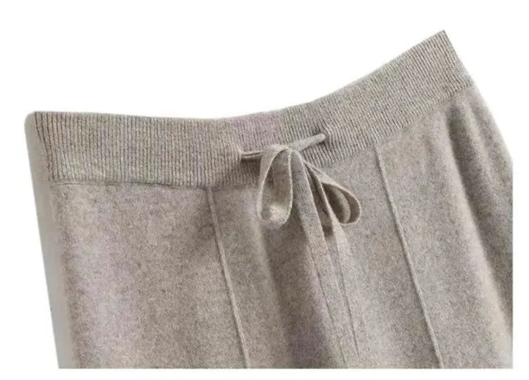Wool Trousers for Women - Classic Fit - Versatile Dress Pants for Office and Casual Wear